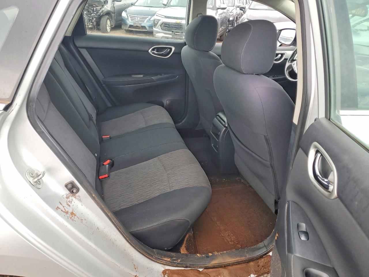 2015 NISSAN SENTRA SV photo 10