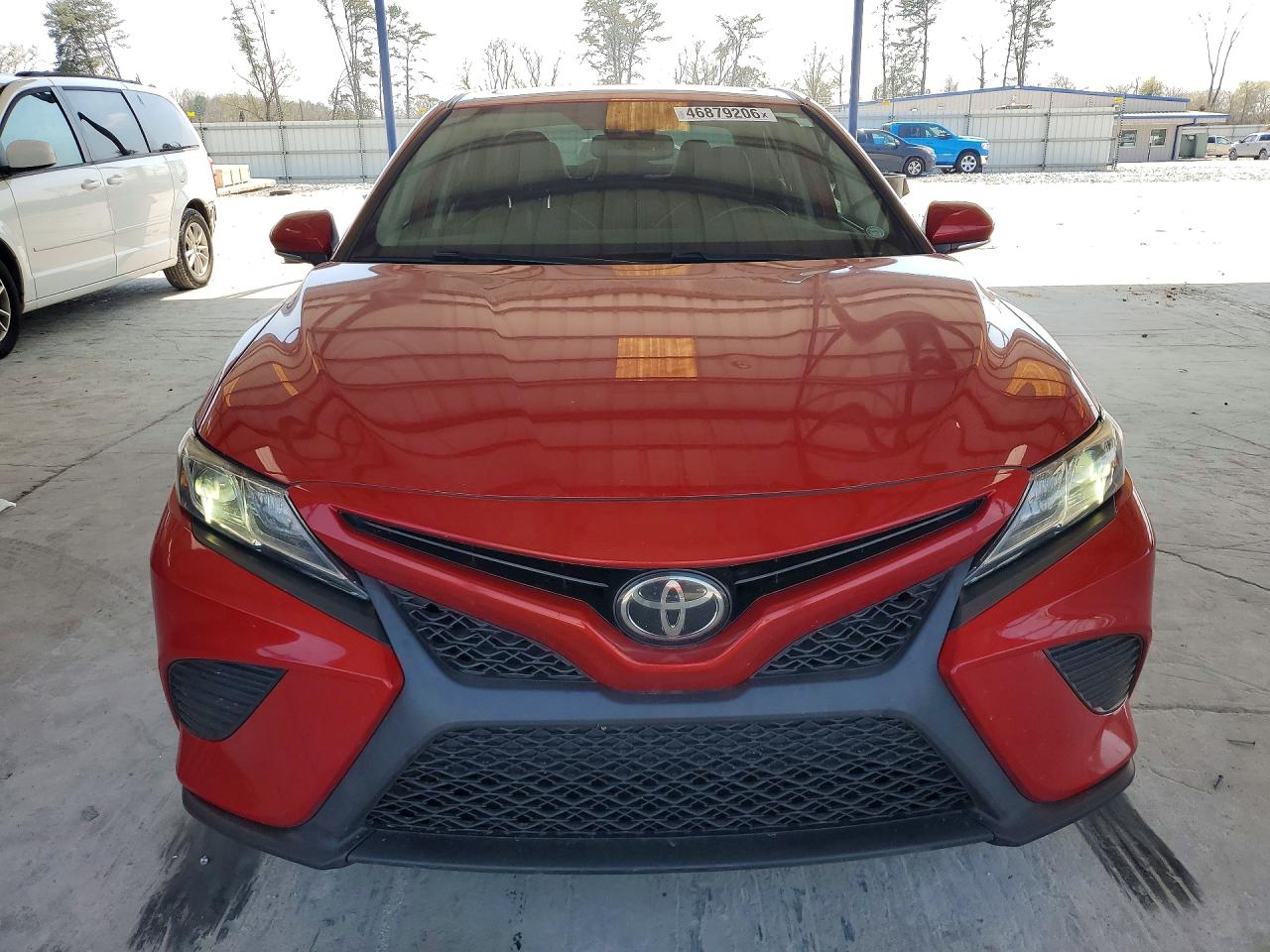 2020 TOYOTA CAMRY SE photo 5