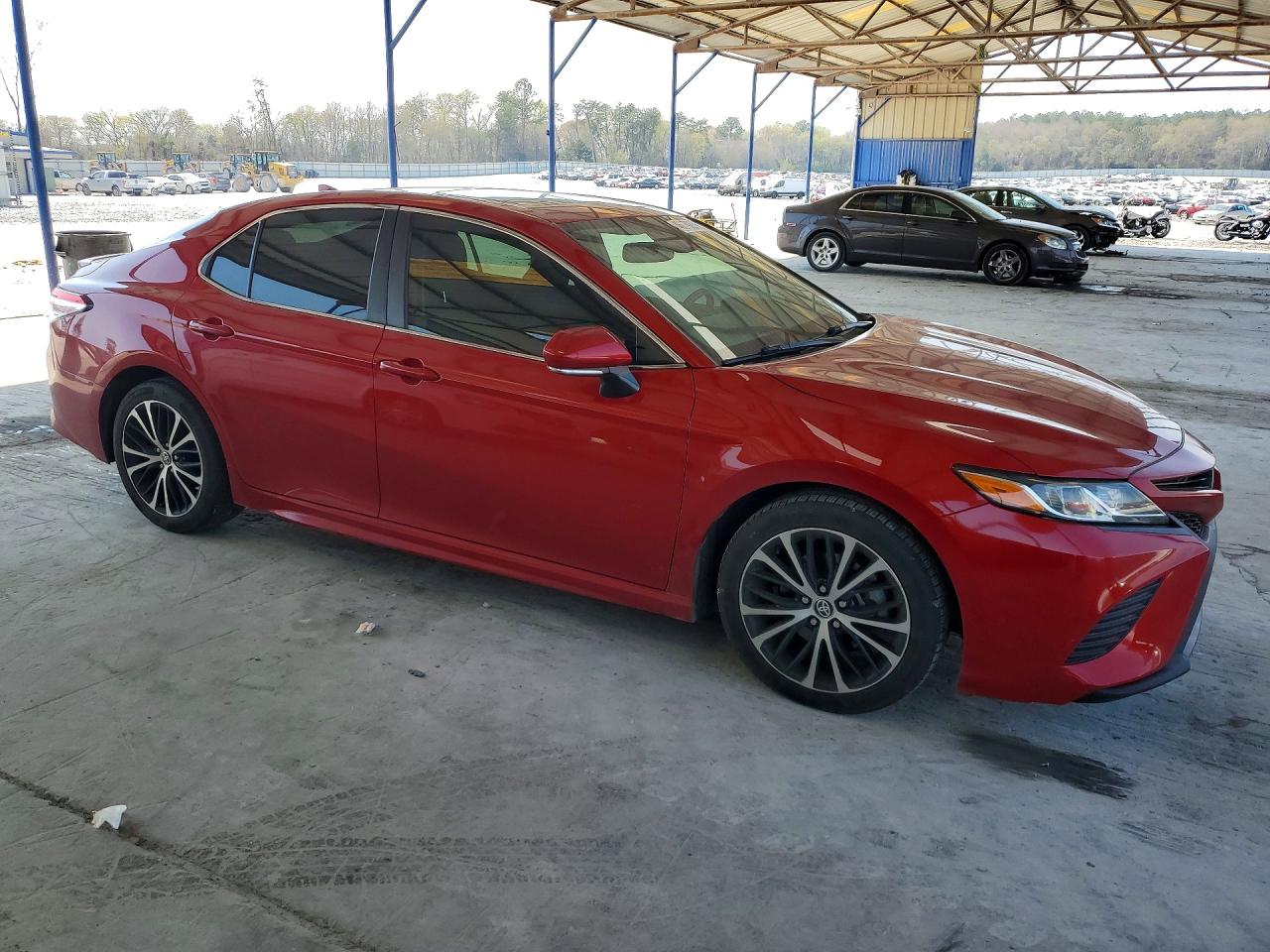 2020 TOYOTA CAMRY SE photo 4