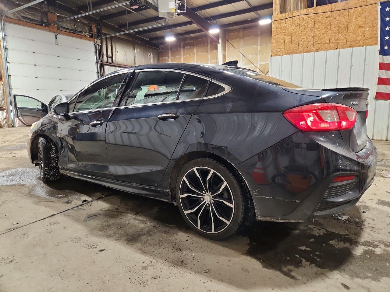 2016 CHEVROLET CRUZE PREMIER photo 4
