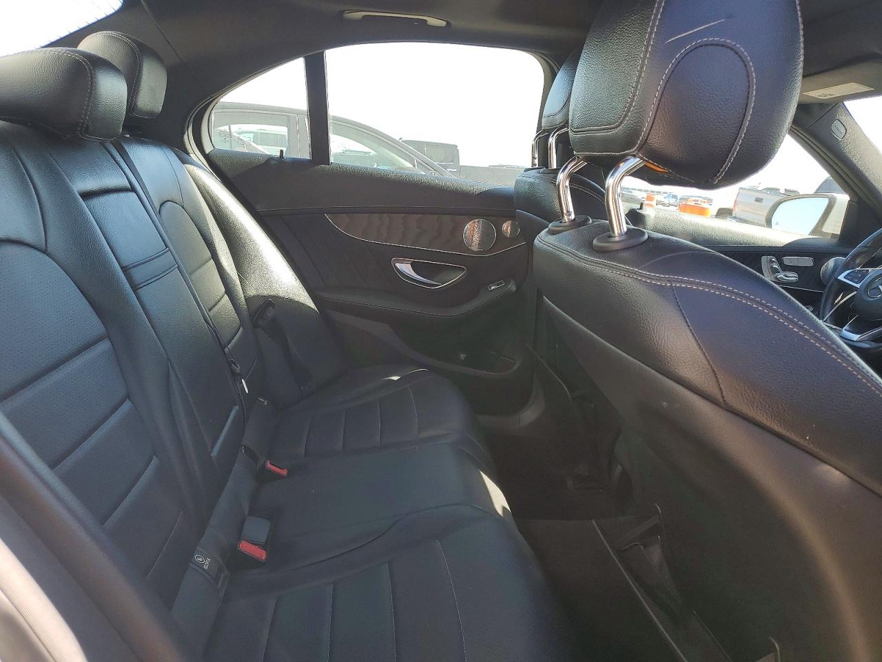 2015 MERCEDES-BENZ C 300 4MATIC photo 19