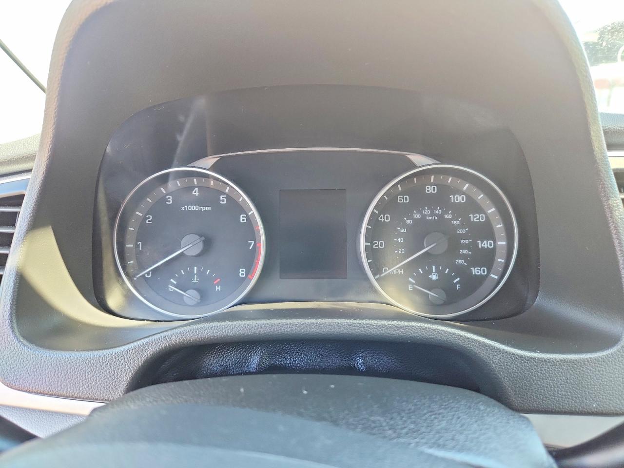 2017 HYUNDAI ELANTRA SE photo 18