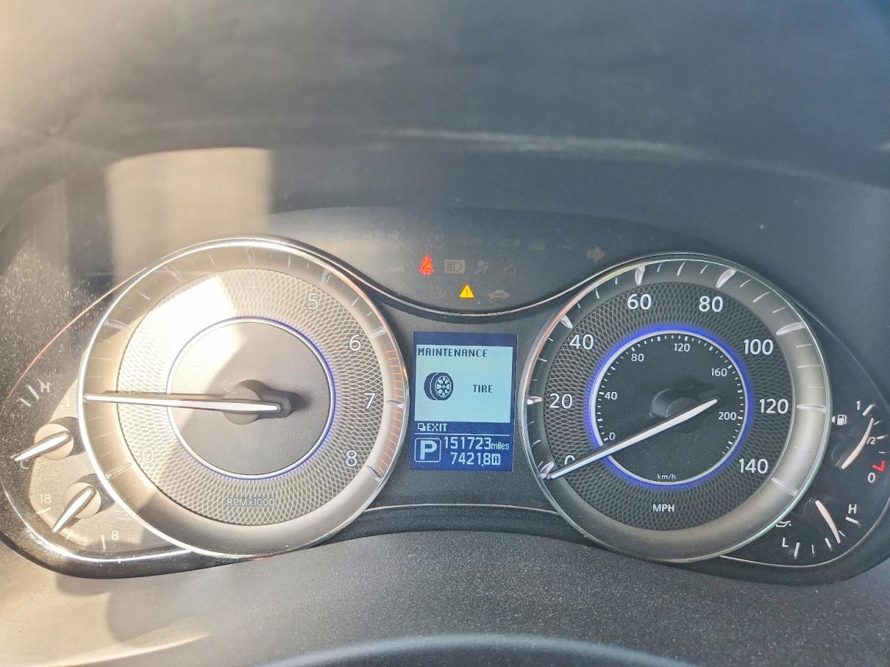 2018 INFINITI QX80 BASE photo 17