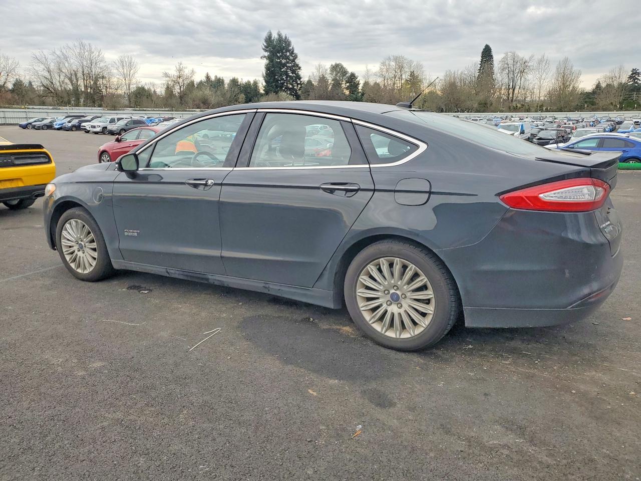 2014 FORD FUSION TITANIUM PHEV photo 2