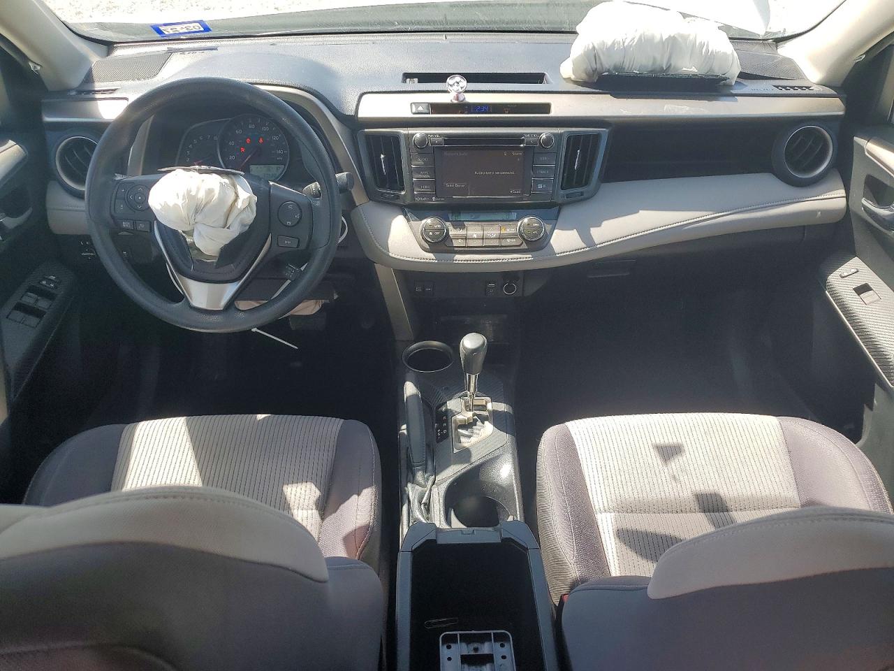 2014 TOYOTA RAV4 XLE photo 8