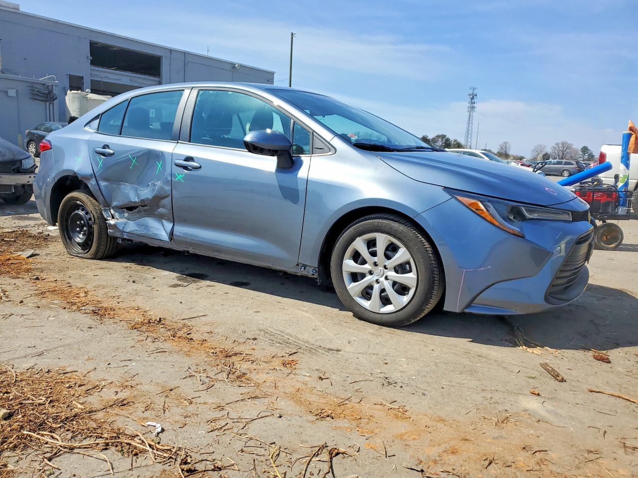 2025 TOYOTA COROLLA LE photo 10