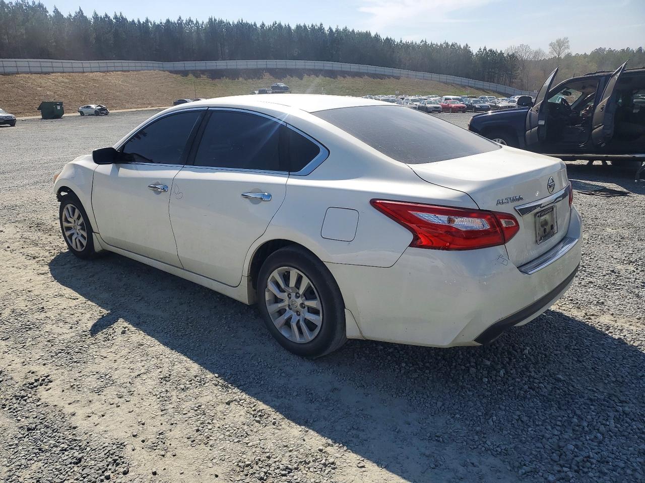2016 NISSAN ALTIMA 2.5 S photo 3