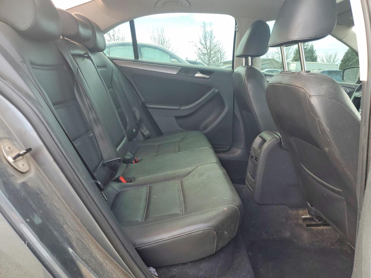 2014 VOLKSWAGEN JETTA TDI photo 28