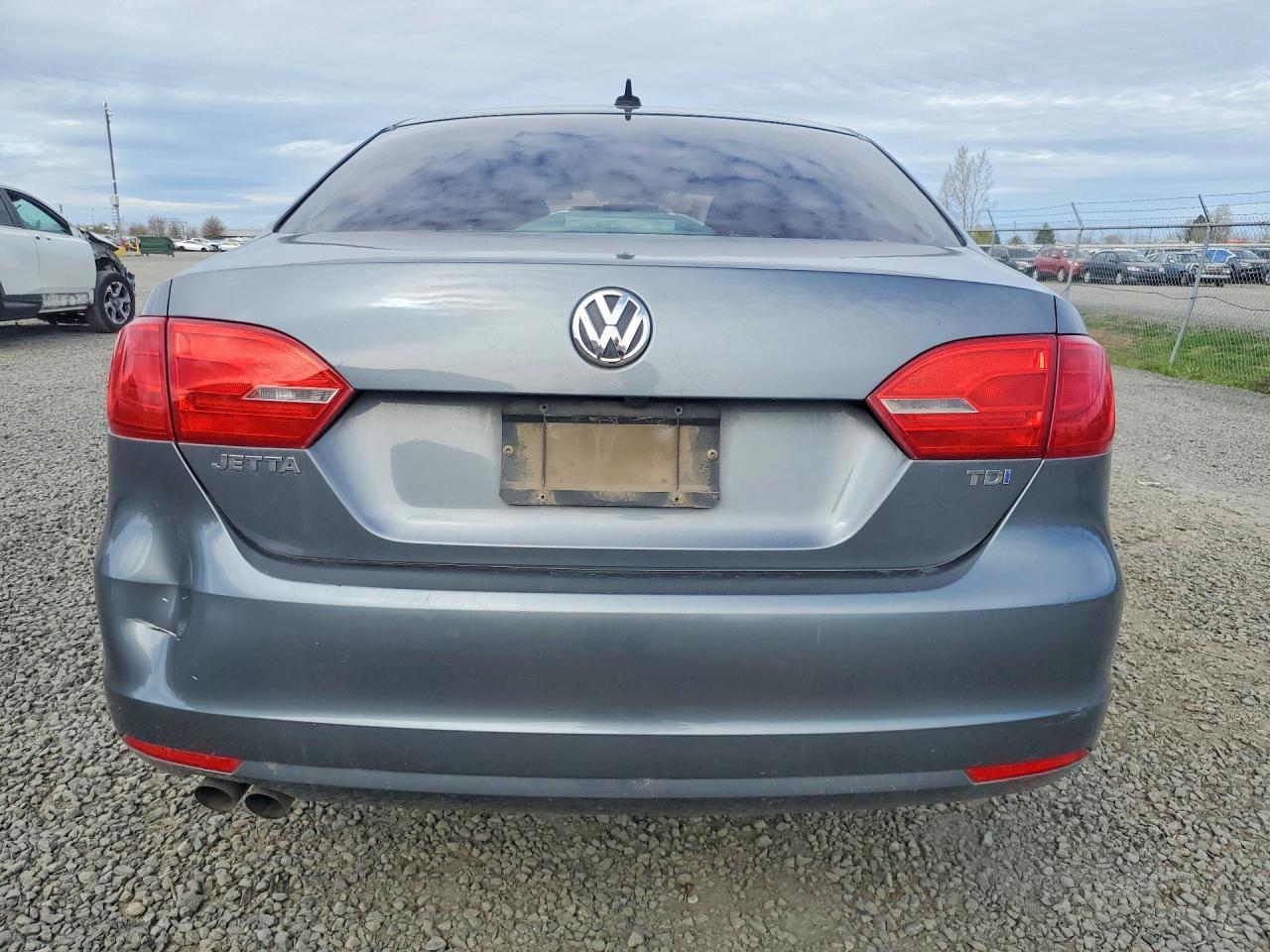 2014 VOLKSWAGEN JETTA TDI photo 16