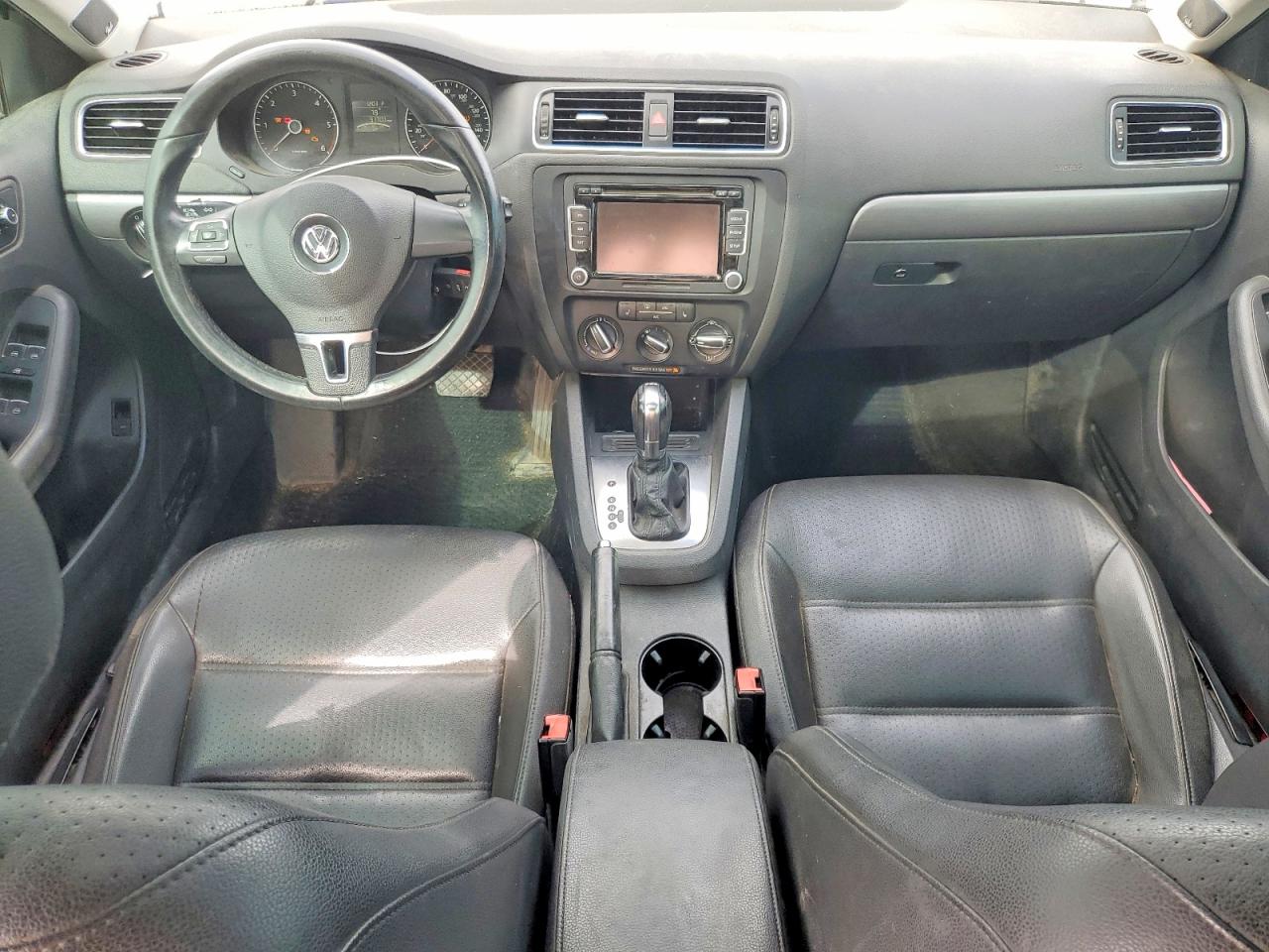 2014 VOLKSWAGEN JETTA TDI photo 22