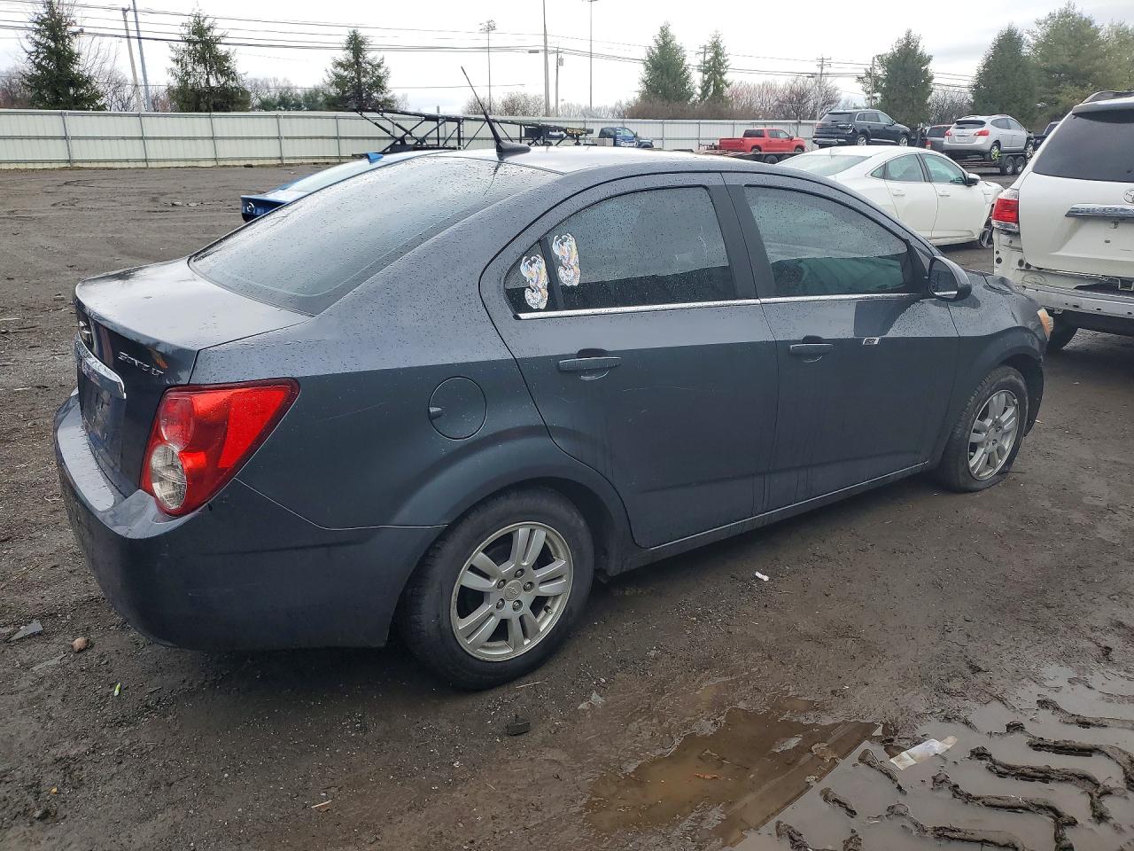 2012 CHEVROLET SONIC LT photo 5