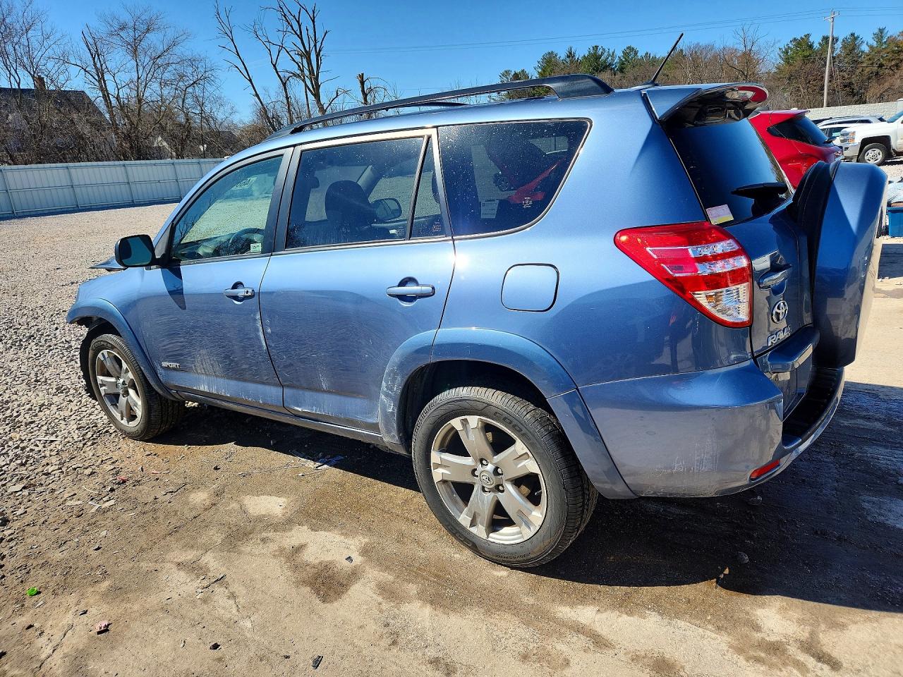2011 TOYOTA RAV4 SPORT photo 4