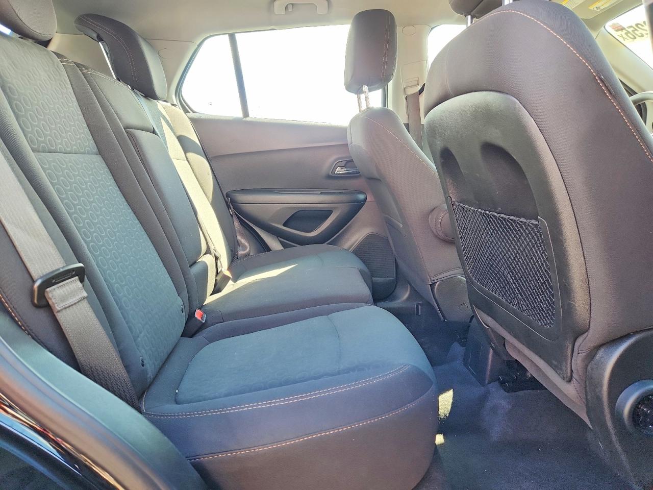 2020 CHEVROLET TRAX LS photo 21