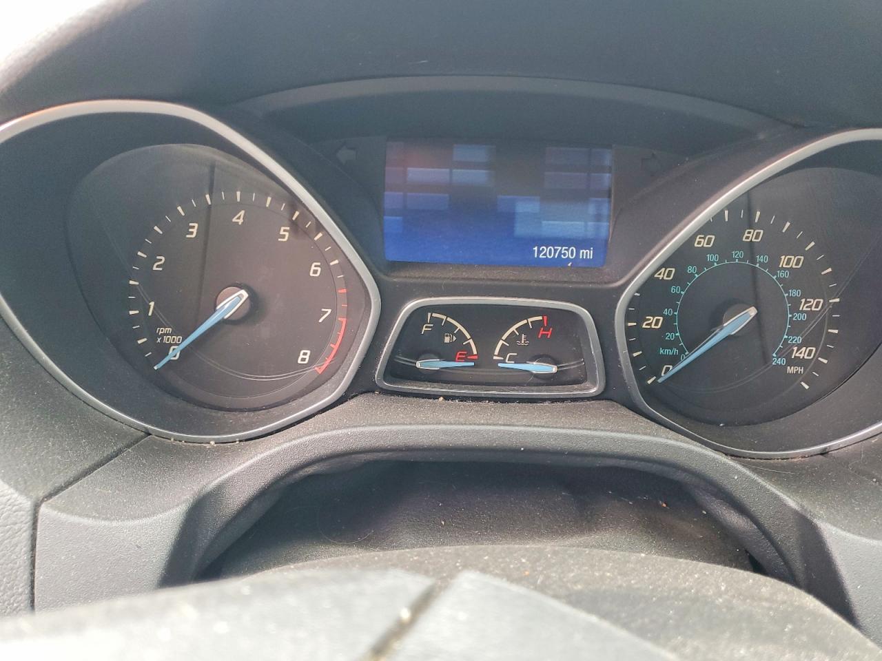 2014 FORD FOCUS SE photo 9