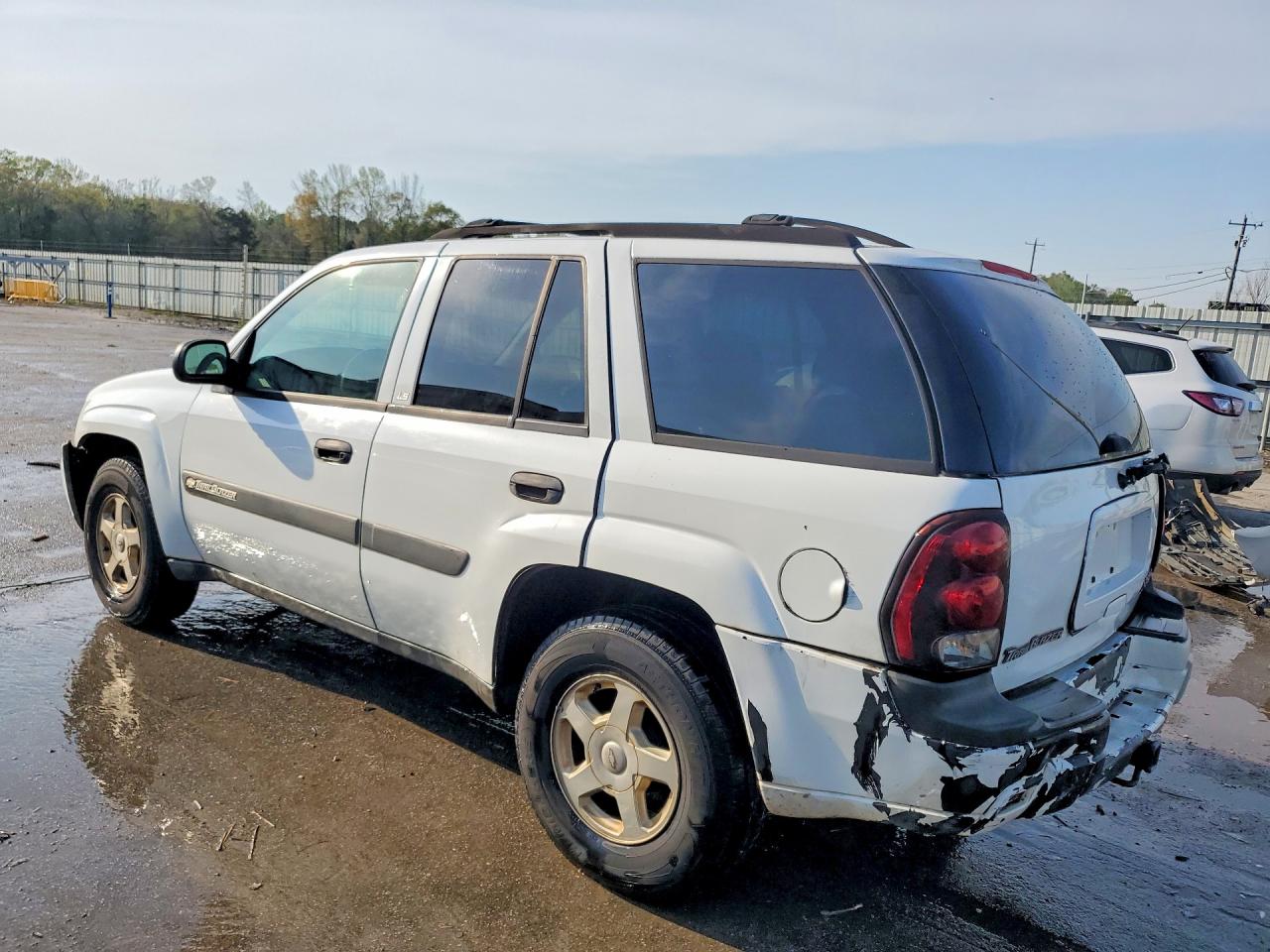 2003 CHEVROLET TRAILBLAZER photo 3