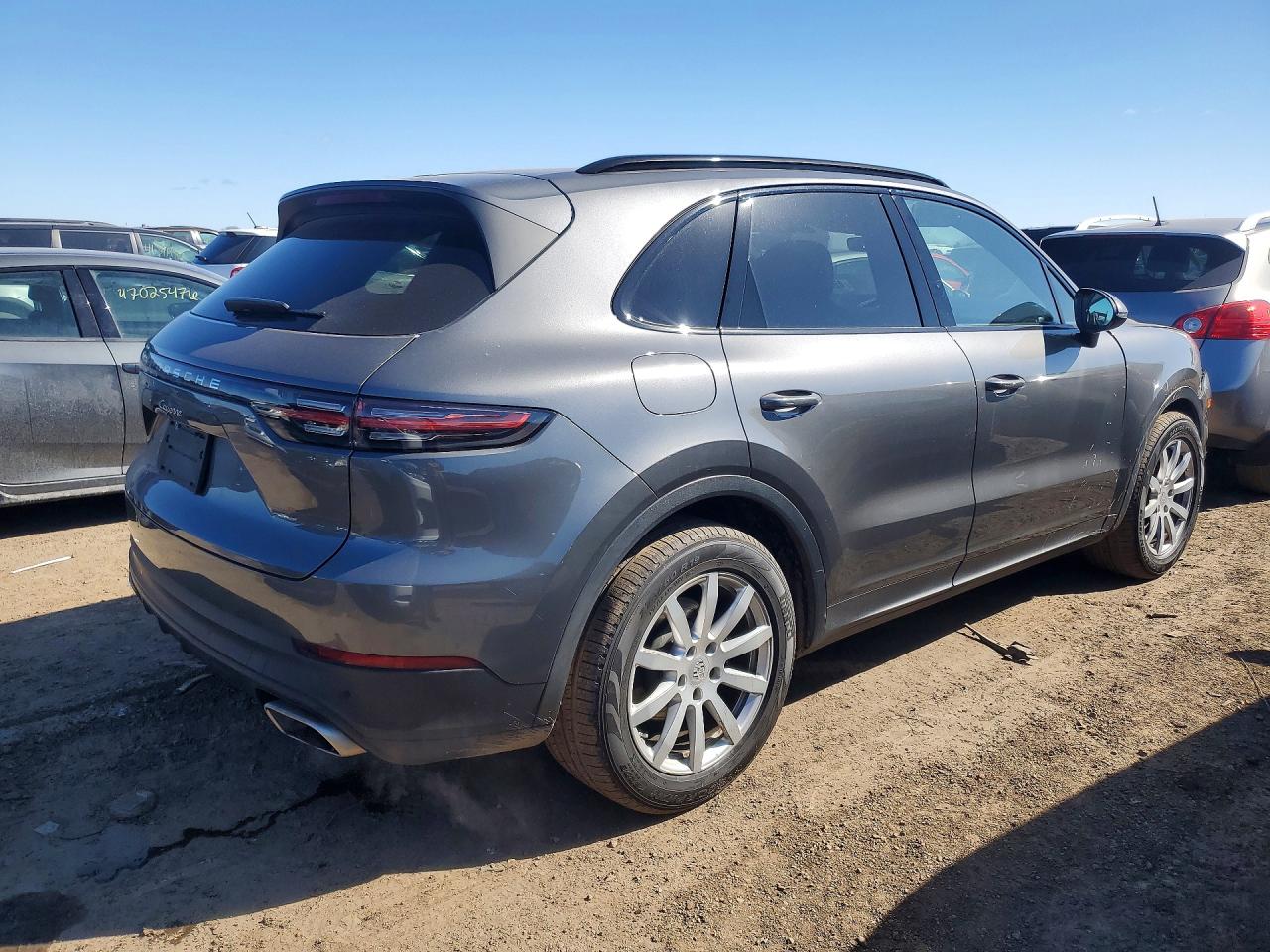 2020 PORSCHE CAYENNE photo 5