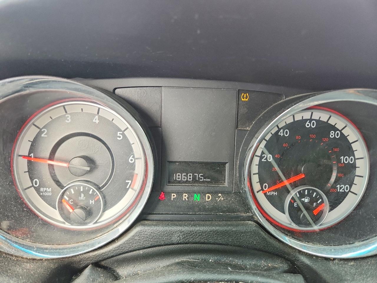 2012 DODGE GRAND CARAVAN SXT photo 9
