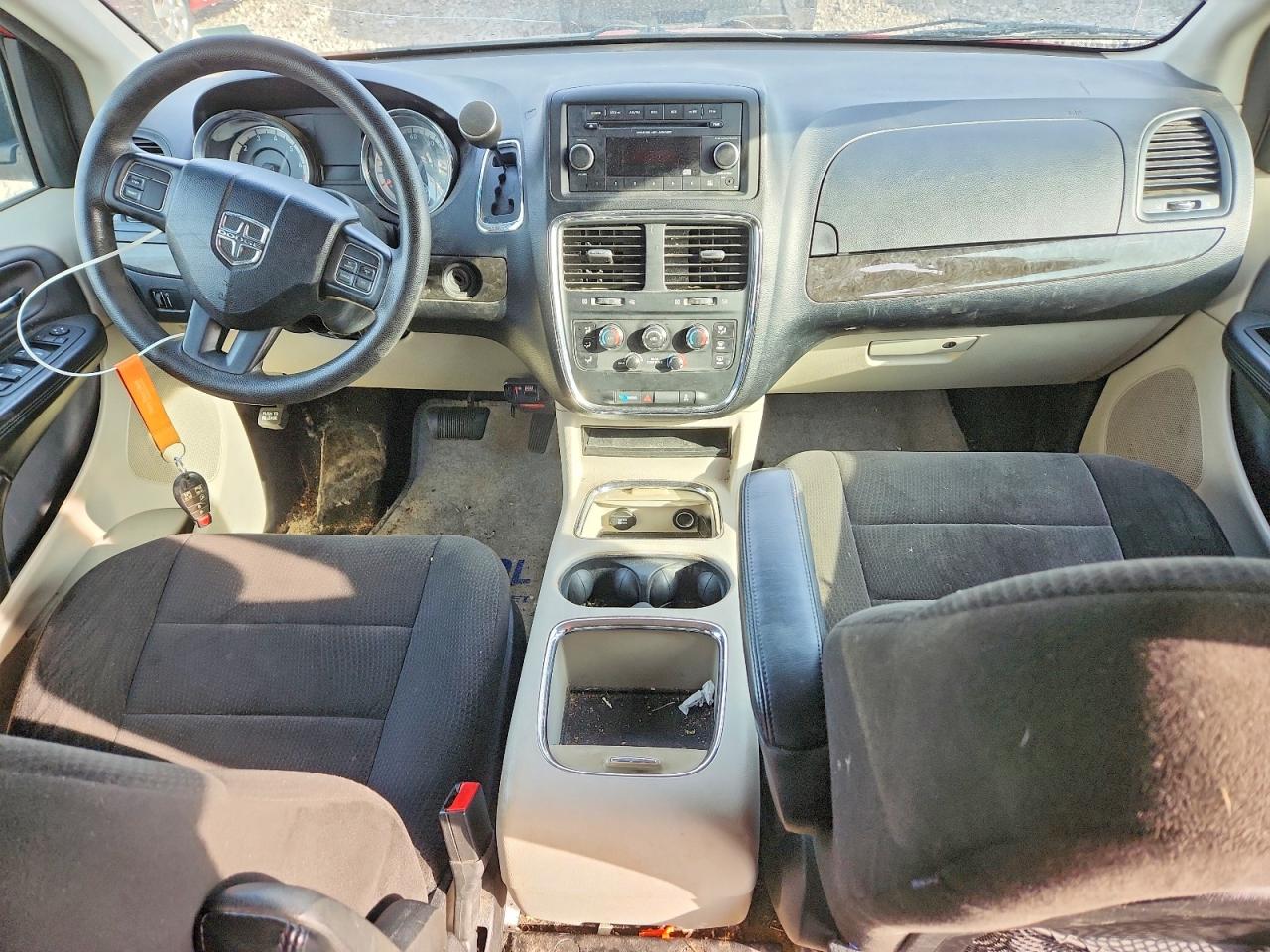 2012 DODGE GRAND CARAVAN SXT photo 8