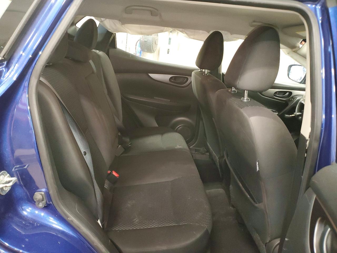 2018 NISSAN ROGUE SPORT S photo 21