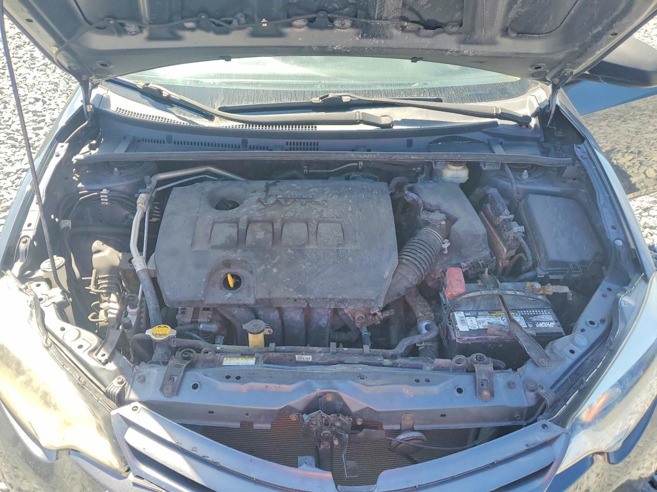 2015 TOYOTA COROLLA LE photo 11