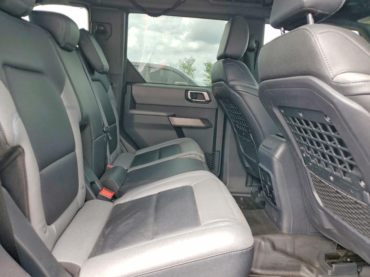 2022 FORD BRONCO BASE photo 21