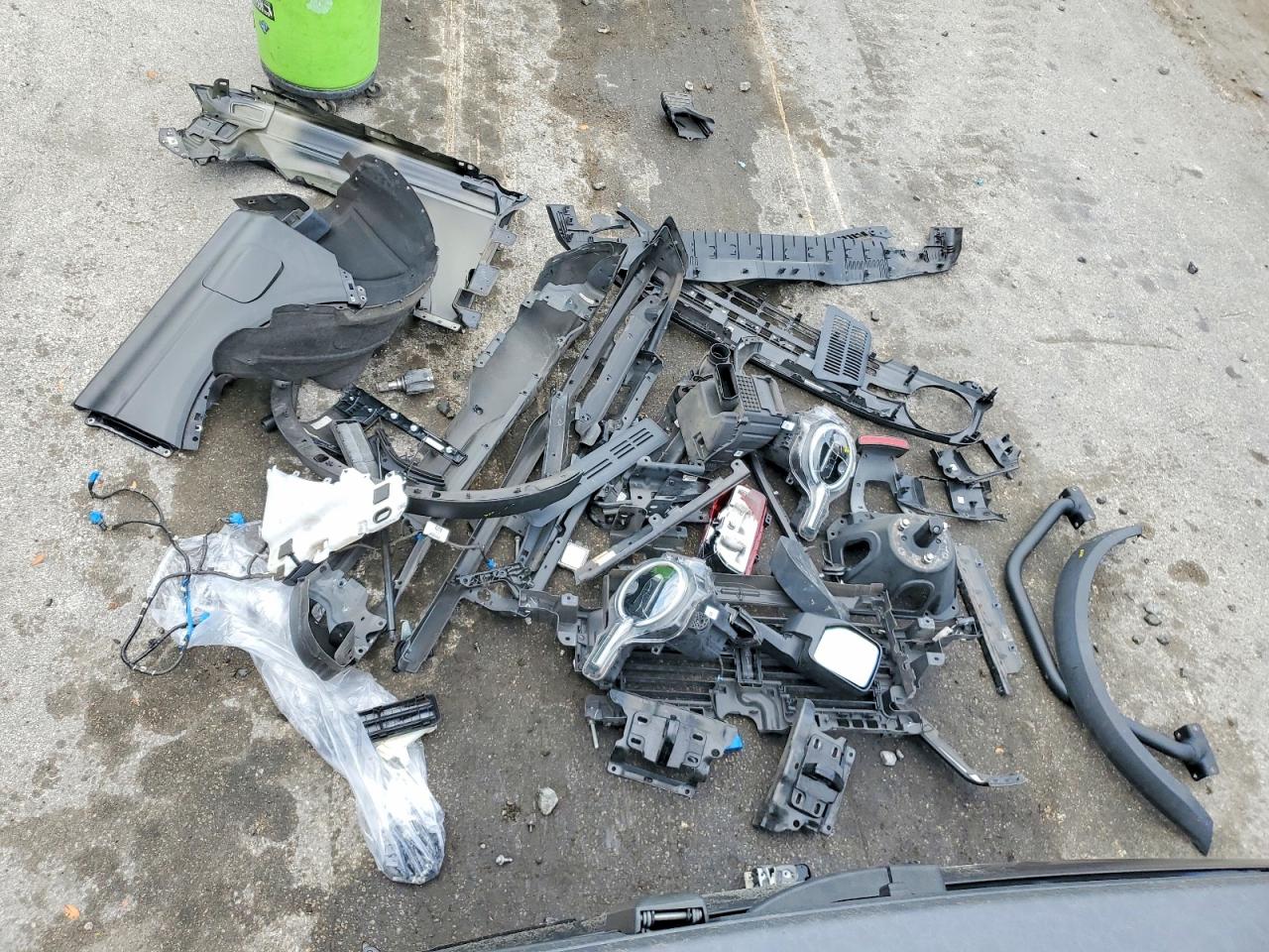 2022 FORD BRONCO BASE photo 25
