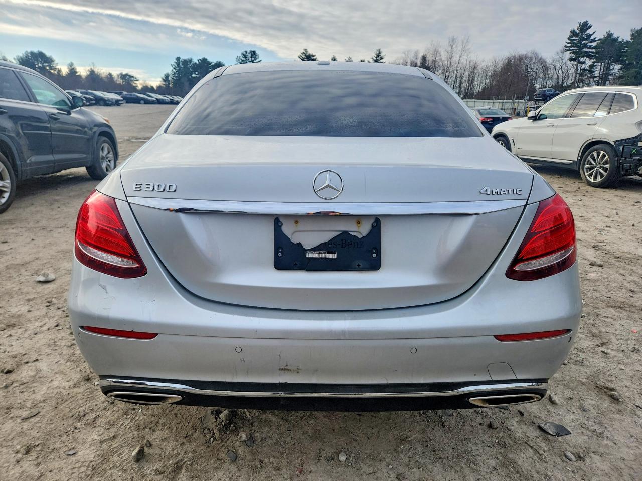 2017 MERCEDES-BENZ E 300 4MATIC photo 6
