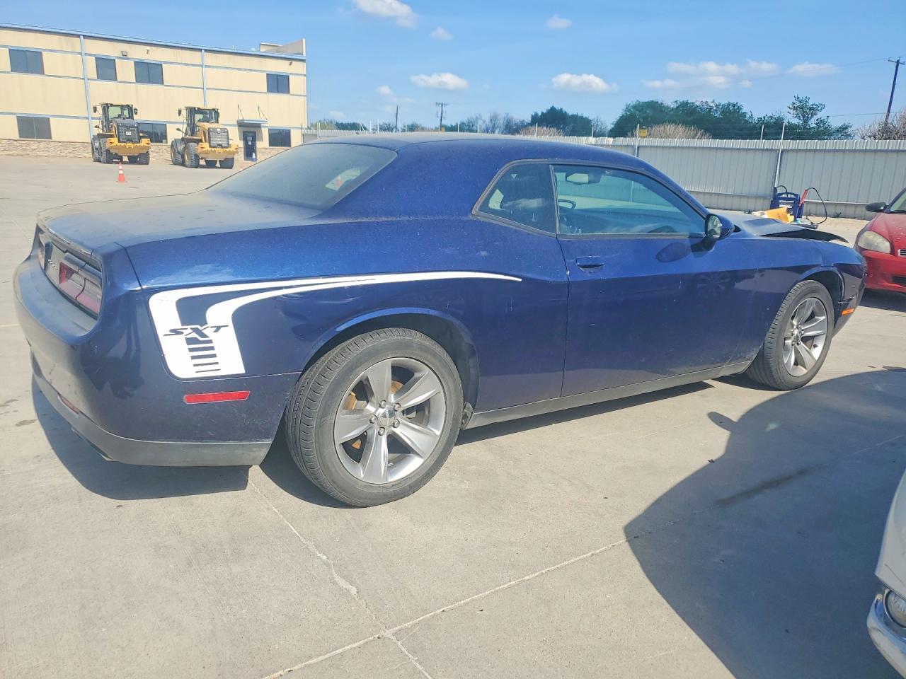 2016 DODGE CHALLENGER SXT photo 3