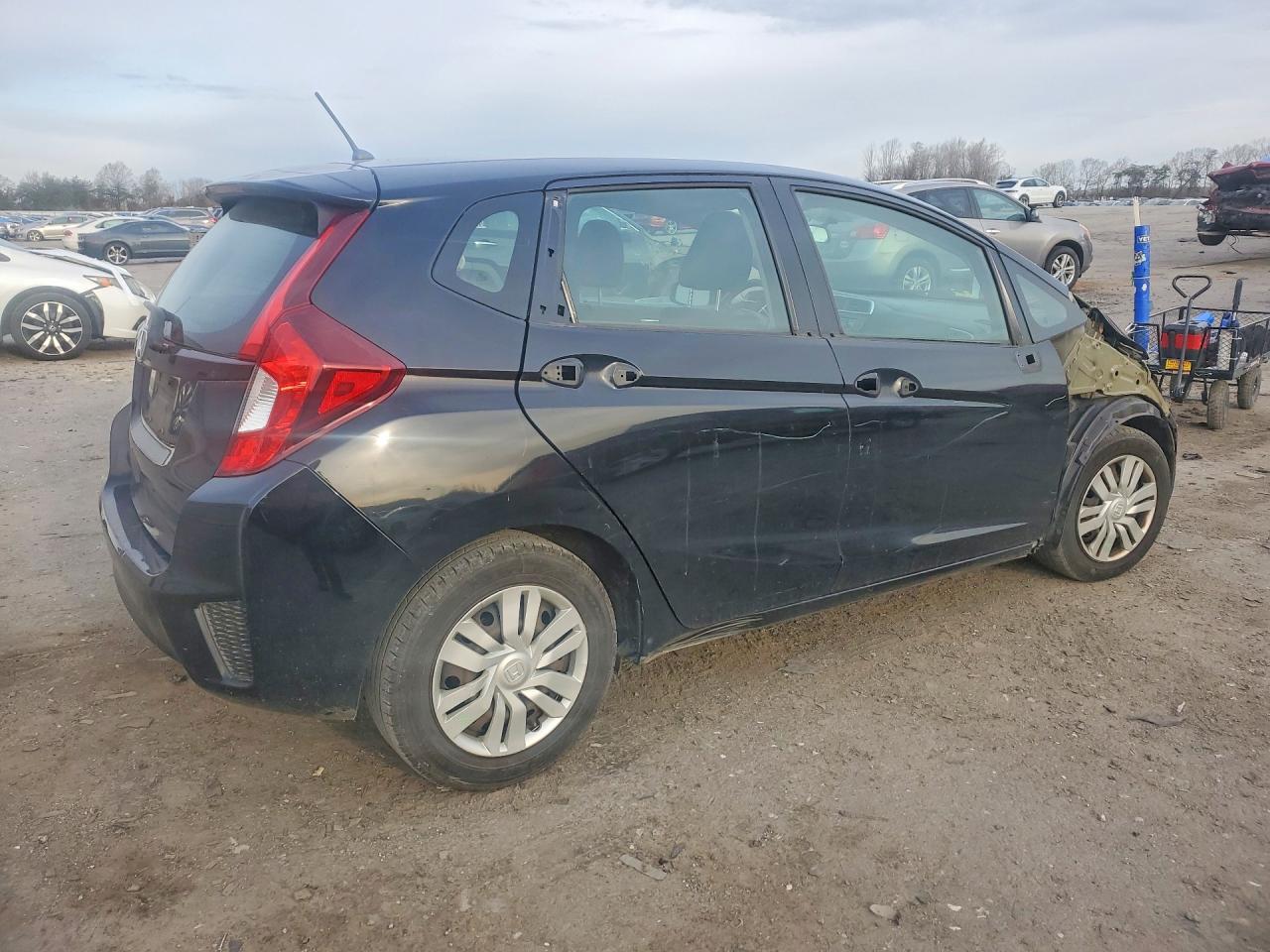 2015 HONDA FIT LX photo 5