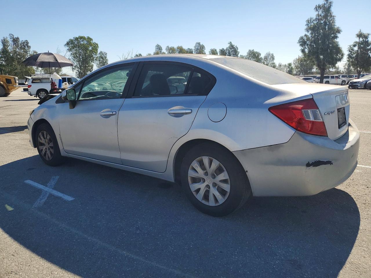 2012 HONDA CIVIC LX photo 4