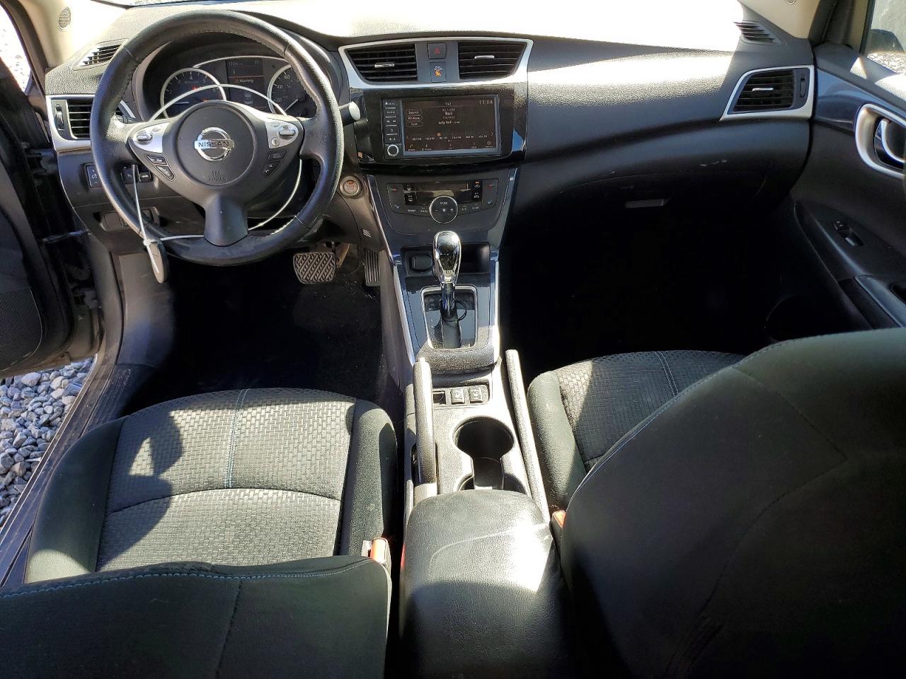 2019 NISSAN SENTRA SR photo 15