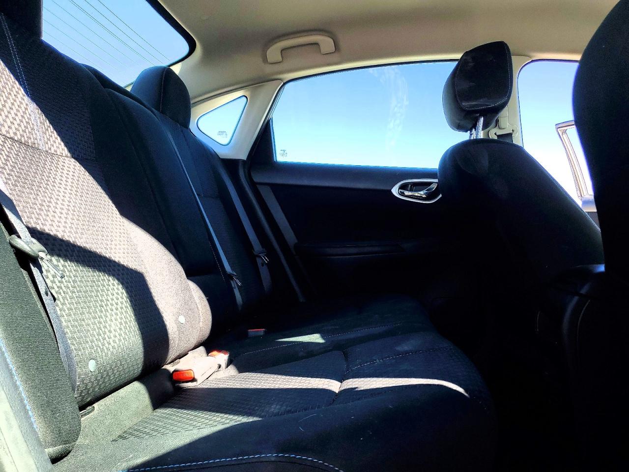 2019 NISSAN SENTRA SR photo 19