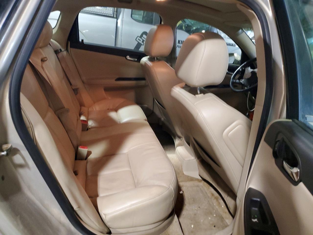 2010 CHEVROLET IMPALA LT photo 19
