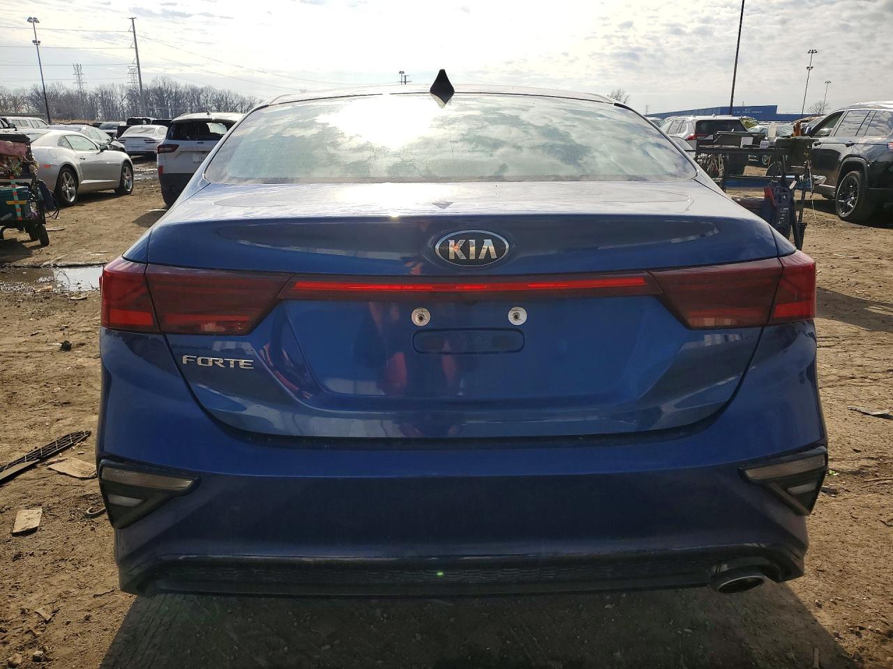 2019 KIA FORTE LXS photo 6