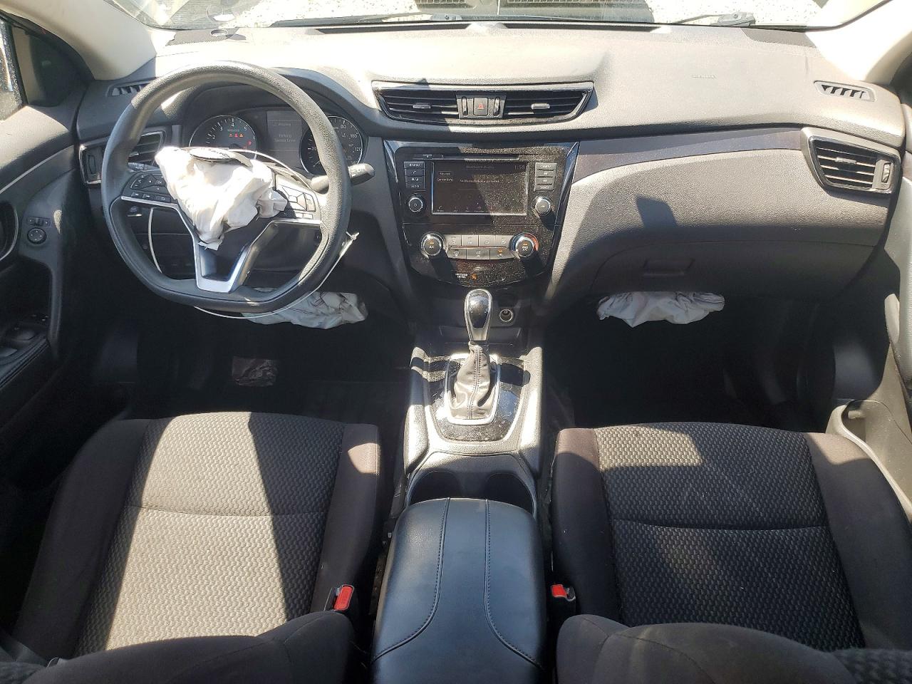 2020 NISSAN ROGUE SPORT S photo 8