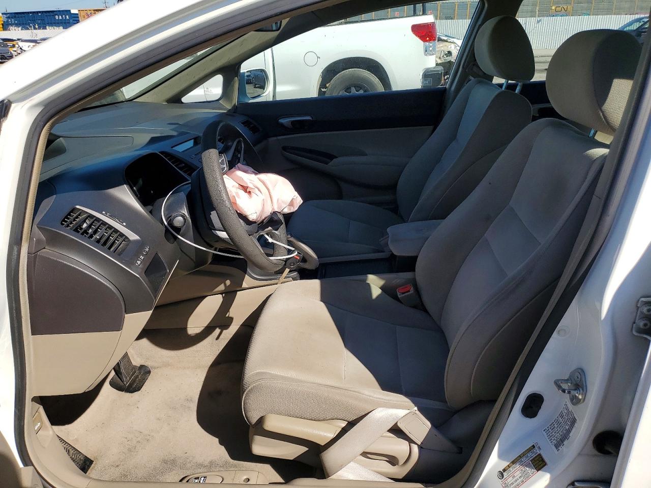 2010 HONDA CIVIC LX photo 13