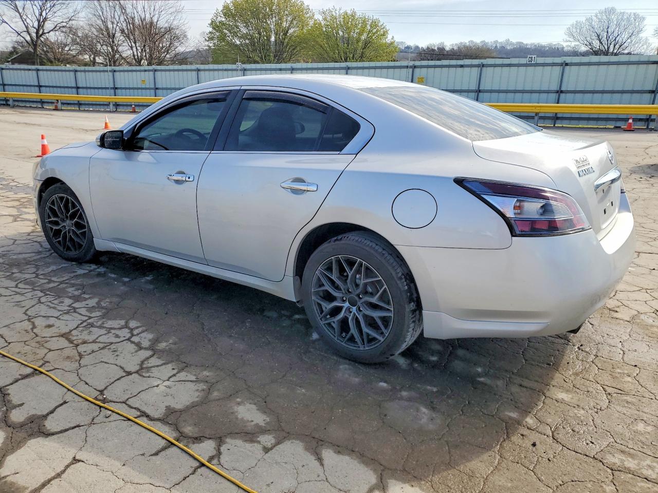 2013 NISSAN MAXIMA 3.5 S photo 2