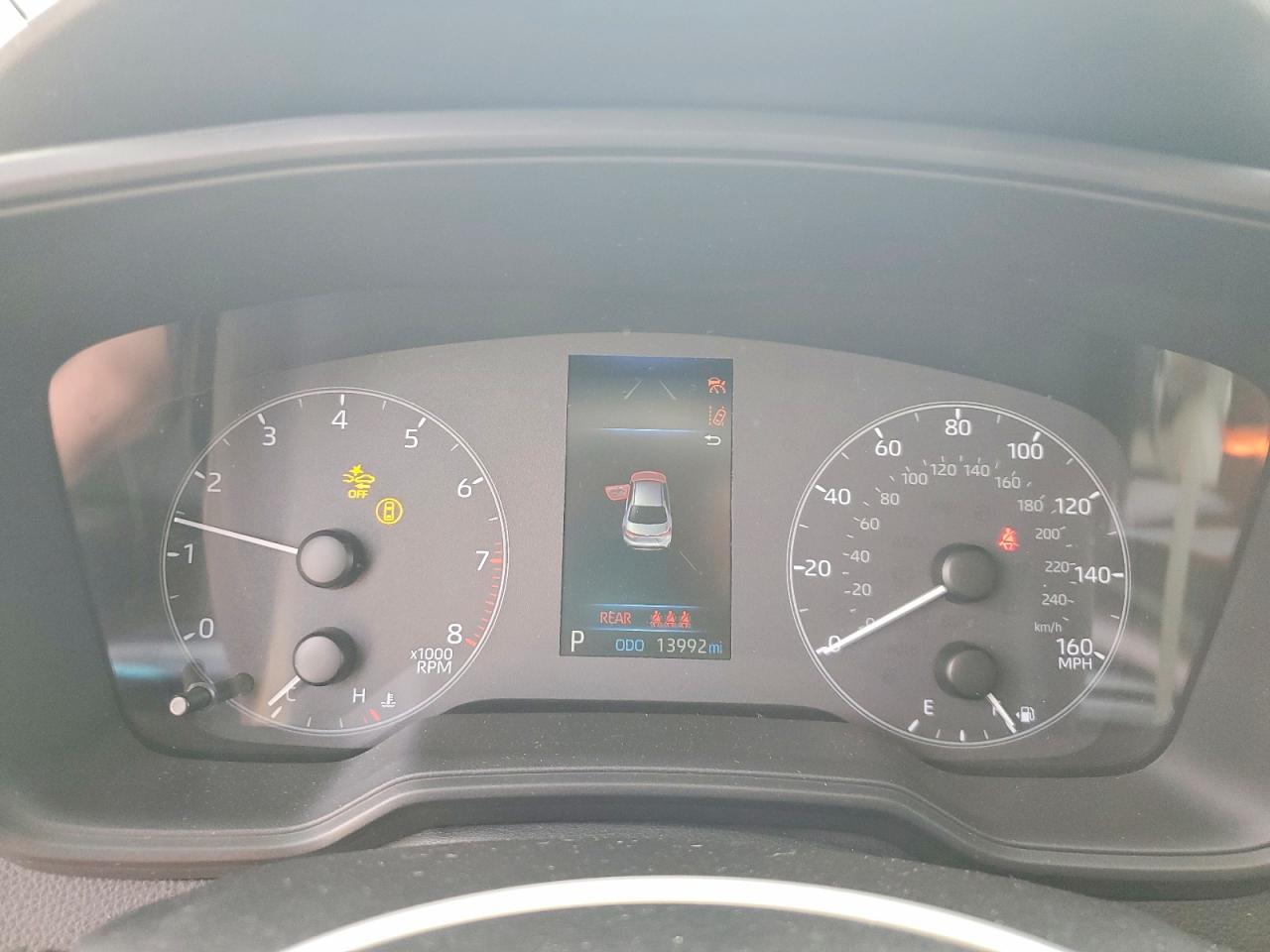 2024 TOYOTA COROLLA LE photo 9
