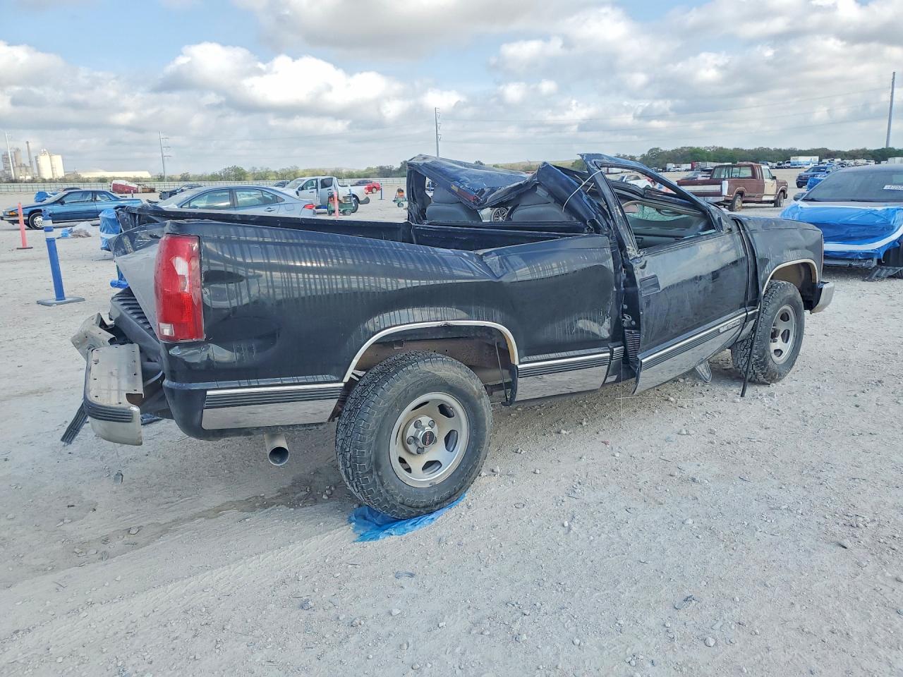 1995 GMC SIERRA photo 3
