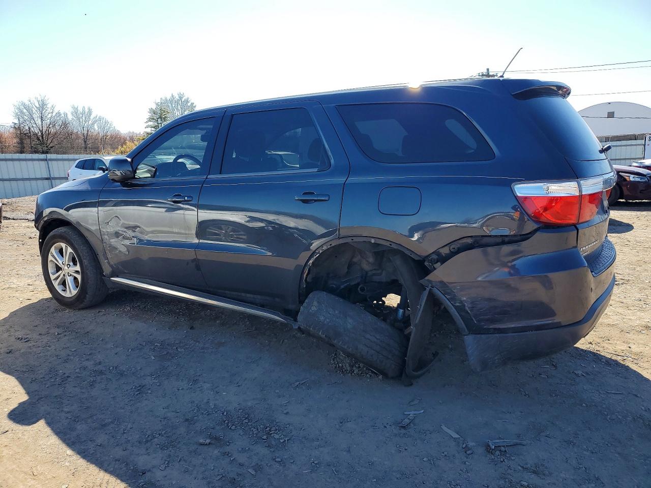 2013 DODGE DURANGO SXT photo 3