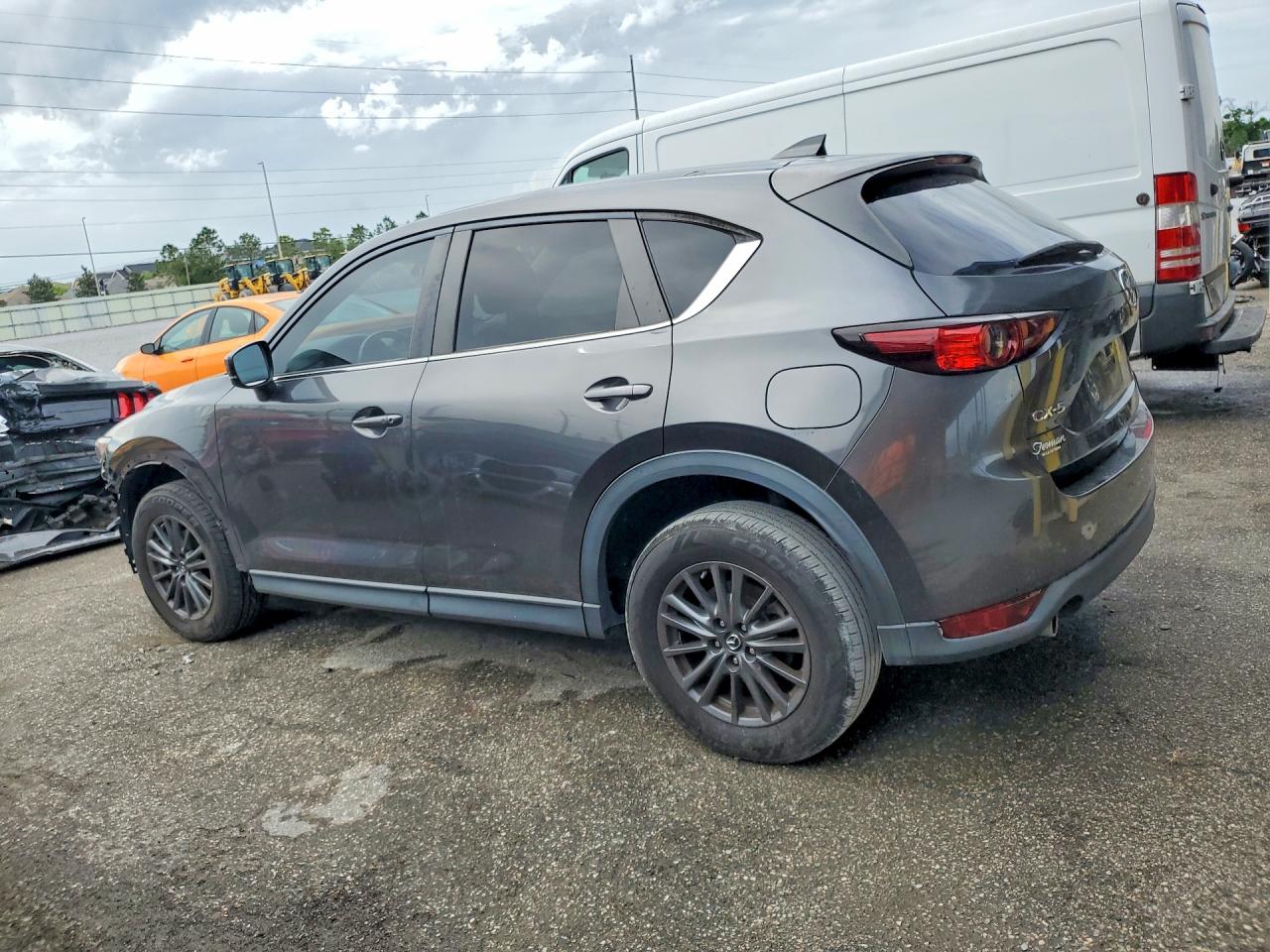 2020 MAZDA CX-5 TOURING photo 3