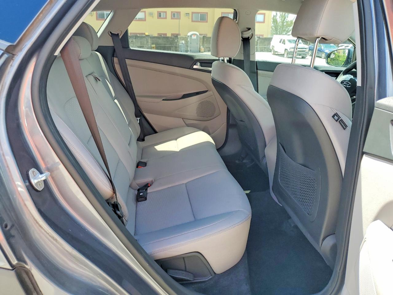 2019 HYUNDAI TUCSON SE photo 11