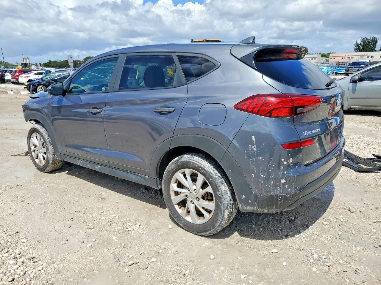 2019 HYUNDAI TUCSON SE photo 2