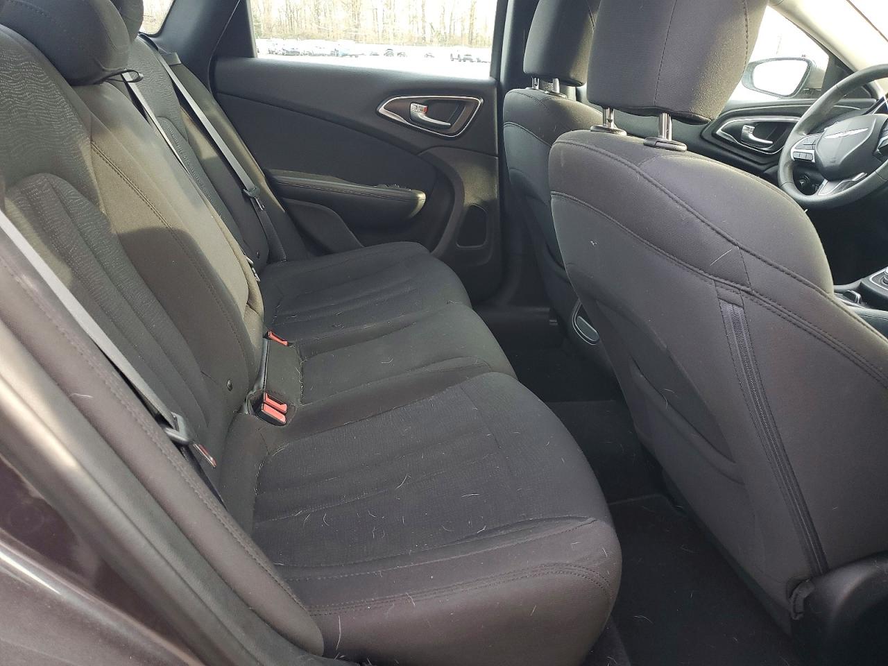 2016 CHRYSLER 200 LIMITED photo 10