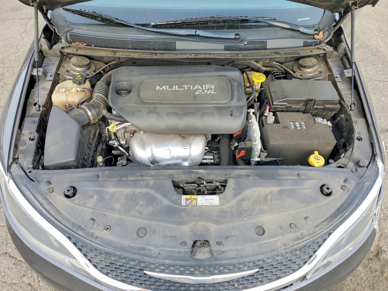 2016 CHRYSLER 200 LIMITED photo 11