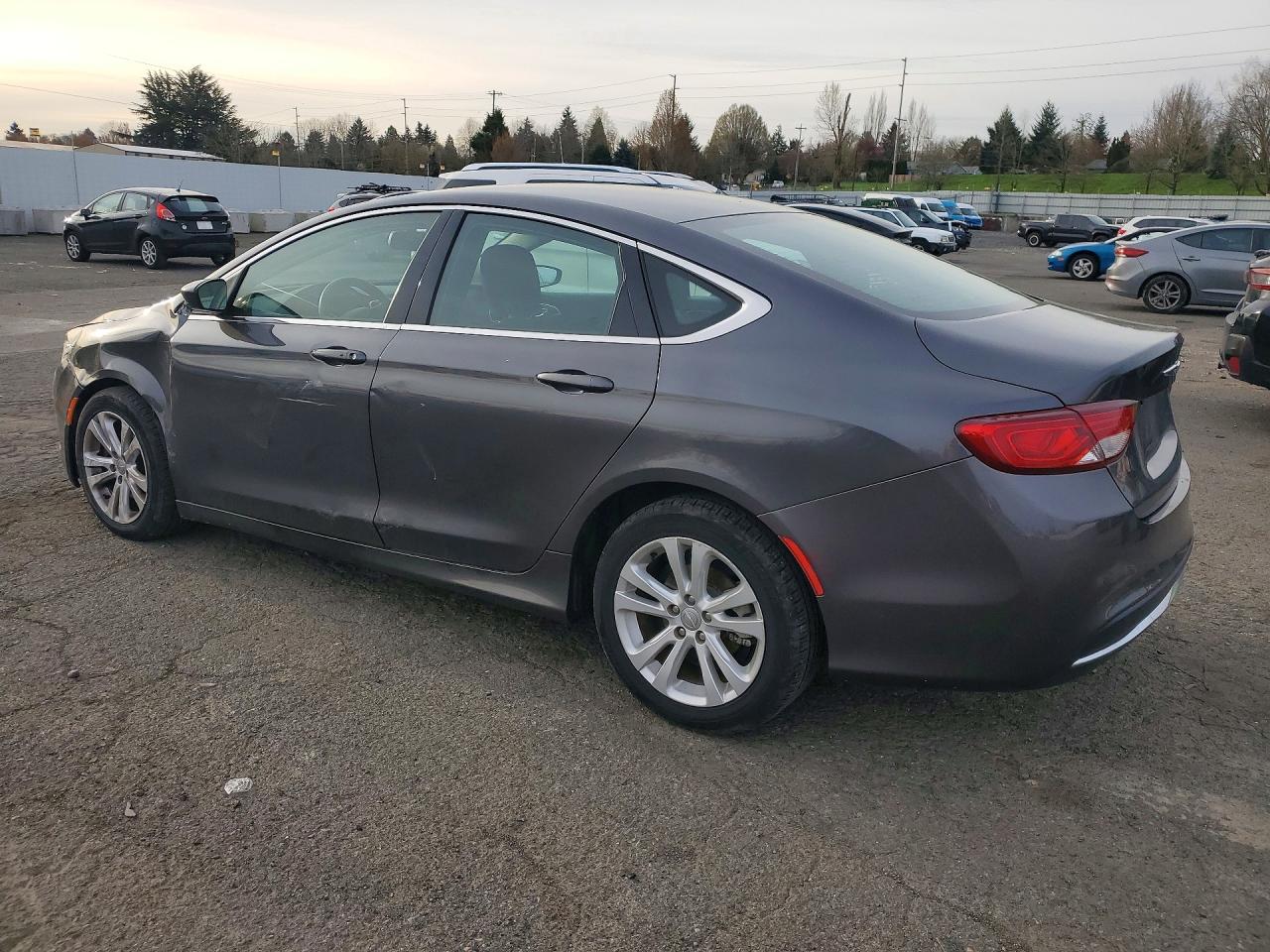 2016 CHRYSLER 200 LIMITED photo 2