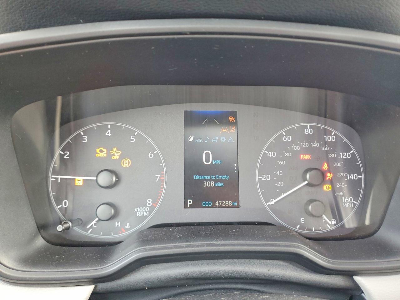 2023 TOYOTA COROLLA CROSS LE photo 25