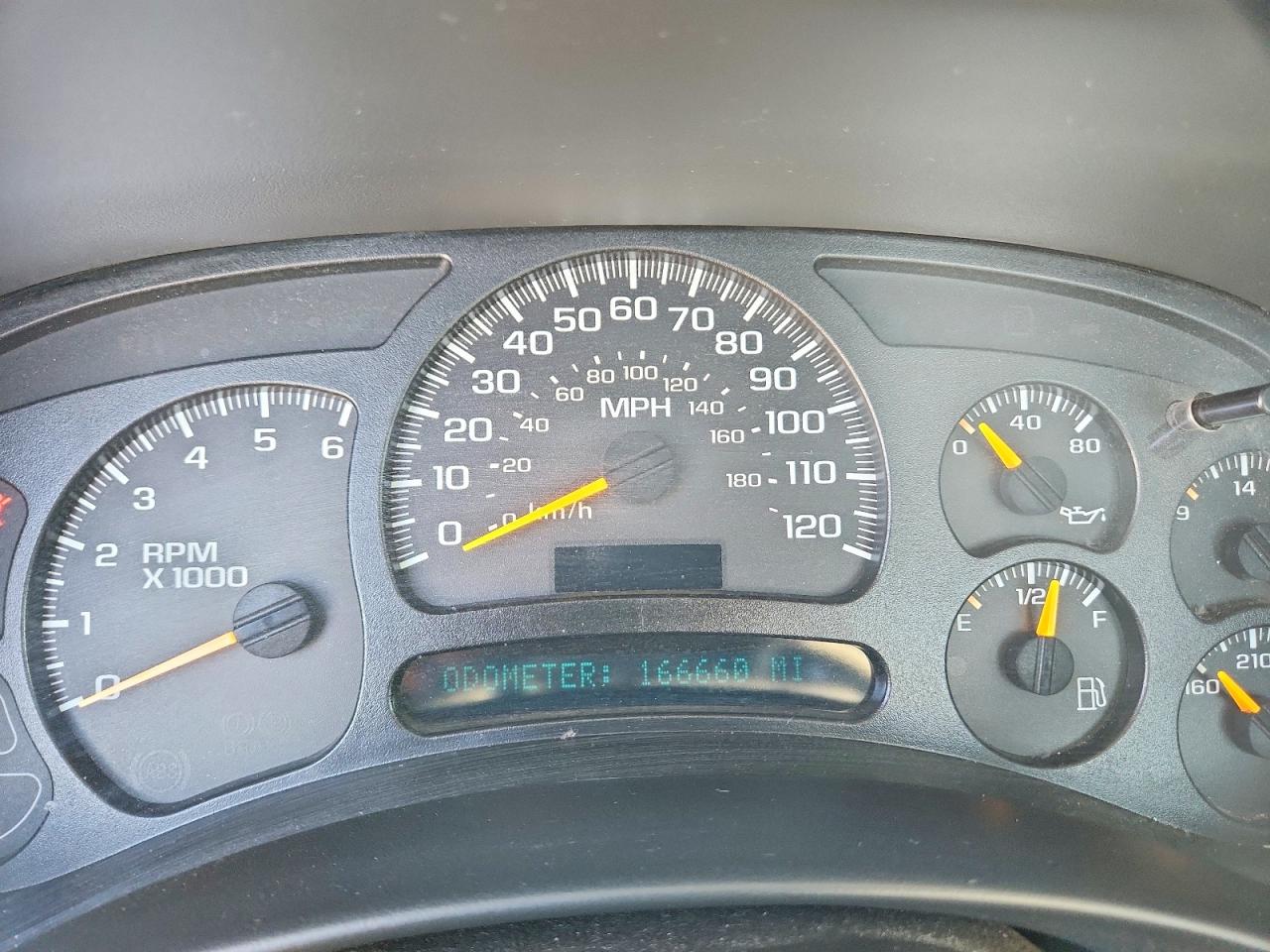 2005 CHEVROLET SILVERADO C1500 photo 25