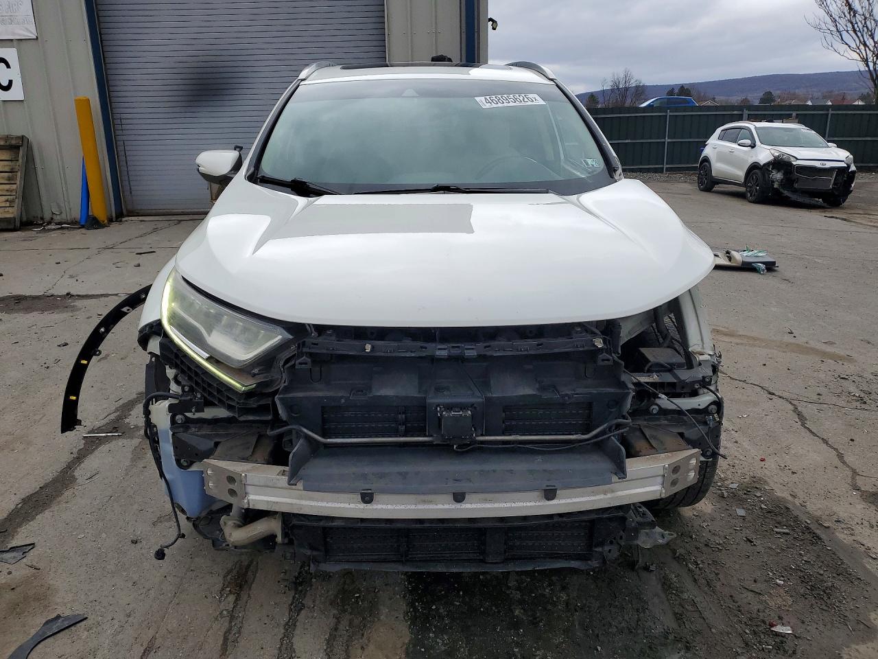 2017 HONDA CR-V TOURING photo 17