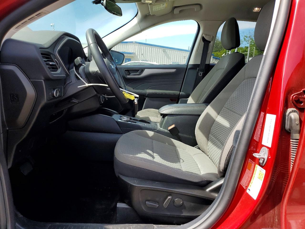 2022 FORD ESCAPE SE photo 19